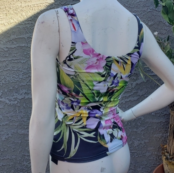 Daniela Corte Tank Blouse - Picture 2 of 6